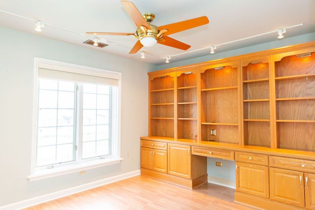 3427 VOLLMER Road 209, Flossmoor, IL 60422