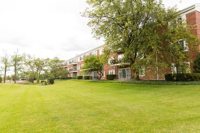 3427 VOLLMER Road 209, Flossmoor, IL 60422