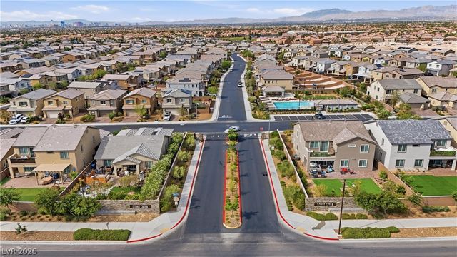 7037 Fossil Rim Street, North Las Vegas, NV 89084