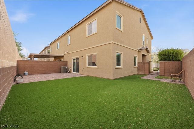 7037 Fossil Rim Street, North Las Vegas, NV 89084