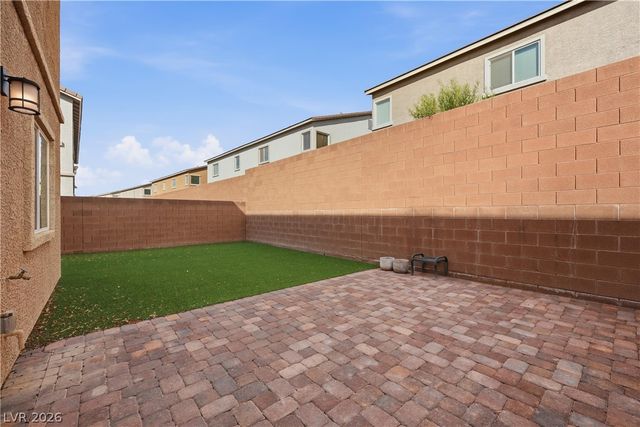 7037 Fossil Rim Street, North Las Vegas, NV 89084