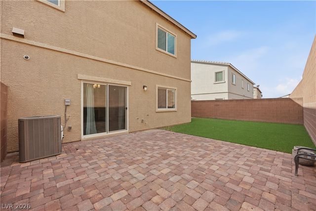 7037 Fossil Rim Street, North Las Vegas, NV 89084