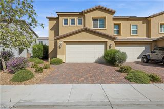 7037 Fossil Rim Street, North Las Vegas, NV 89084