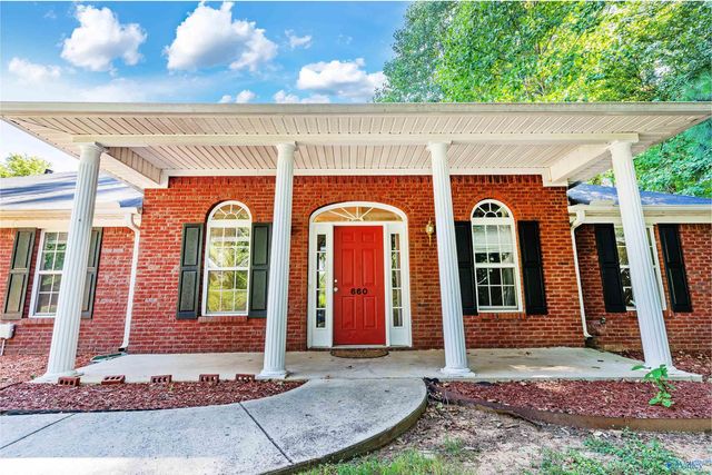 660 Robins Road, Harvest, AL 35749