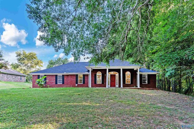 660 Robins Road, Harvest, AL 35749