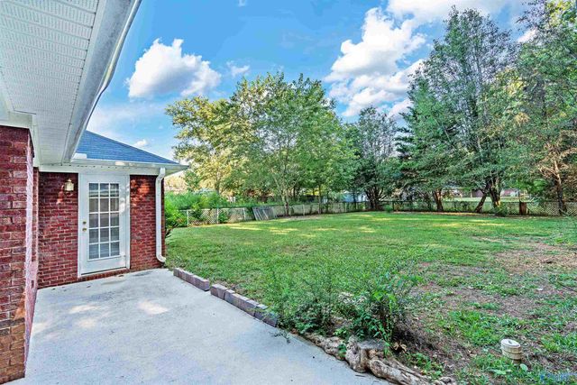 660 Robins Road, Harvest, AL 35749