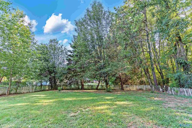 660 Robins Road, Harvest, AL 35749