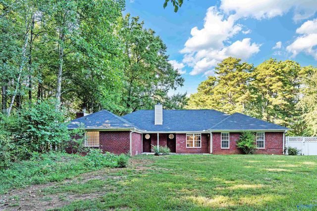 660 Robins Road, Harvest, AL 35749