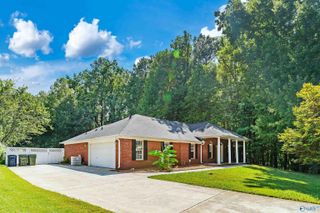 660 Robins Road, Harvest, AL 35749