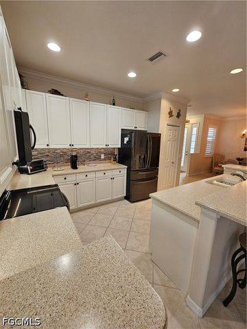 10518 Avila CIR, Fort Myers, FL 33913