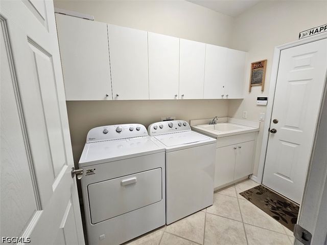 10518 Avila CIR, Fort Myers, FL 33913
