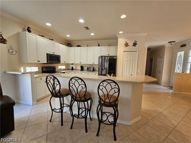 10518 Avila CIR, Fort Myers, FL 33913