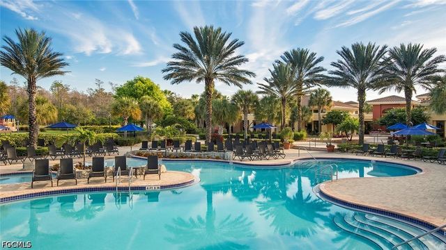 10518 Avila CIR, Fort Myers, FL 33913