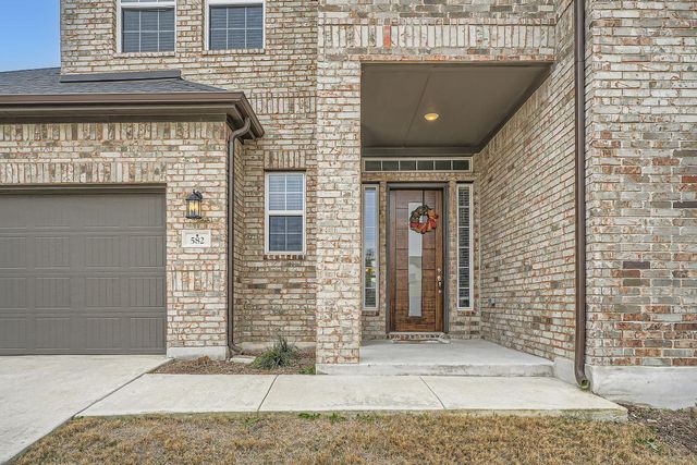 582 Wild Pecan LOOP, Buda, TX 78610
