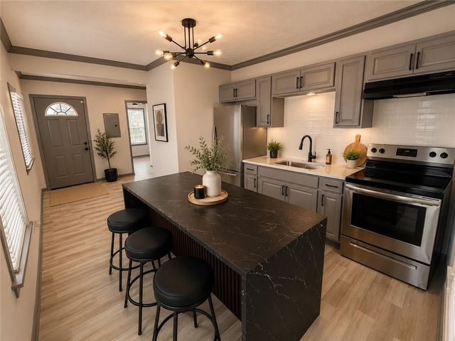 2110 Newnan Street A, East Point, GA 30344