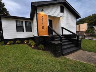 2110 Newnan Street A, East Point, GA 30344