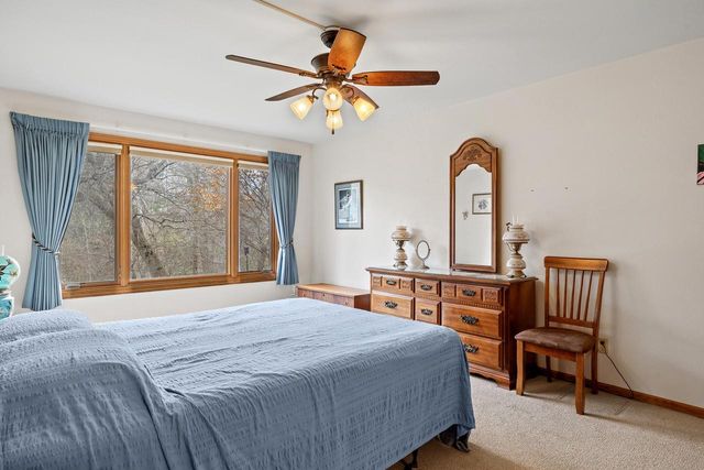 2827 Windepoint COURT #C, Sheboygan, WI 53083