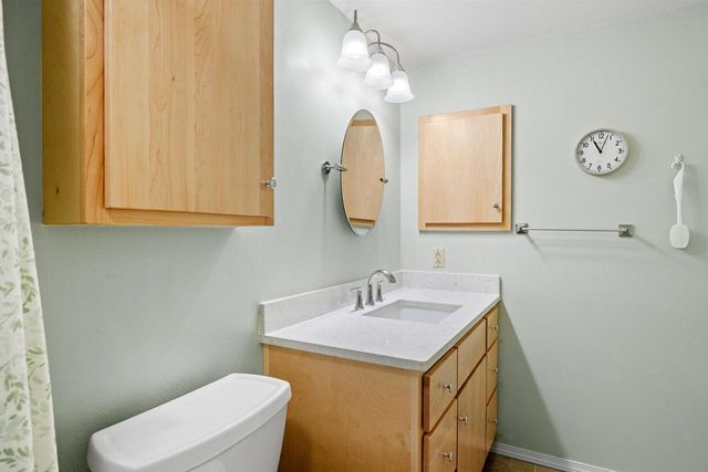 2827 Windepoint COURT #C, Sheboygan, WI 53083