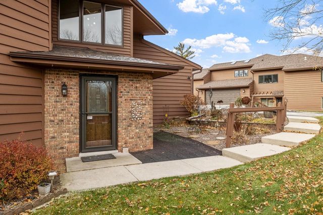 2827 Windepoint COURT #C, Sheboygan, WI 53083