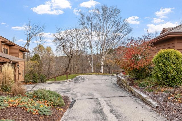 2827 Windepoint COURT #C, Sheboygan, WI 53083