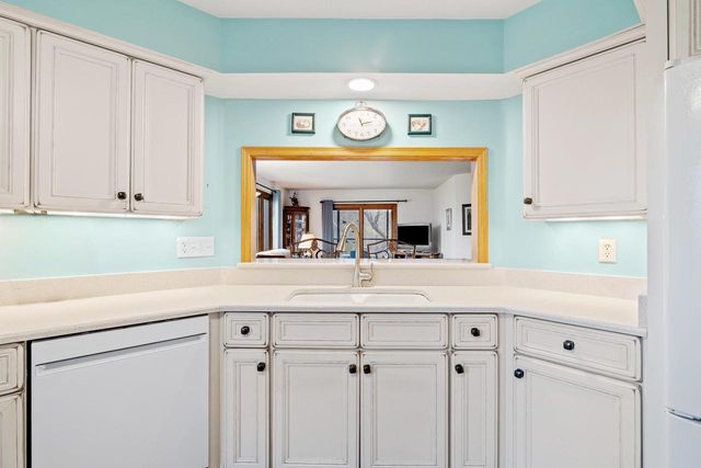 2827 Windepoint COURT #C, Sheboygan, WI 53083