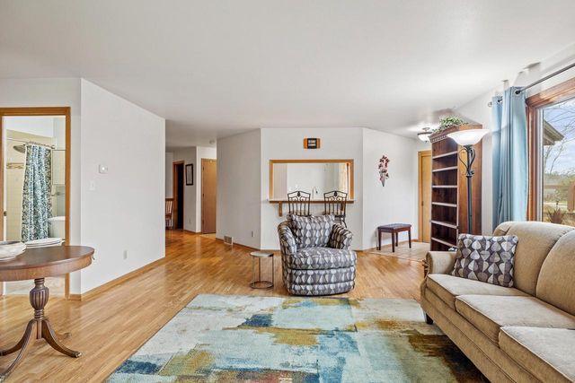 2827 Windepoint COURT #C, Sheboygan, WI 53083