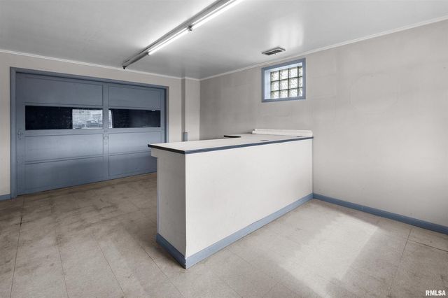 1716-1720& 1708 STATE Street, Bettendorf, IA 52722