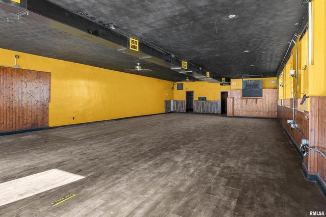 1716-1720& 1708 STATE Street, Bettendorf, IA 52722