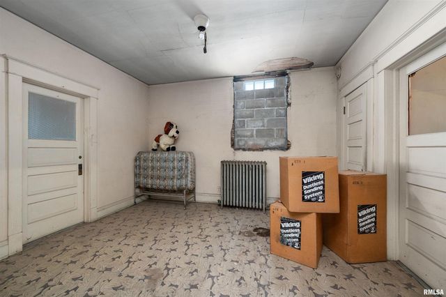 1716-1720& 1708 STATE Street, Bettendorf, IA 52722