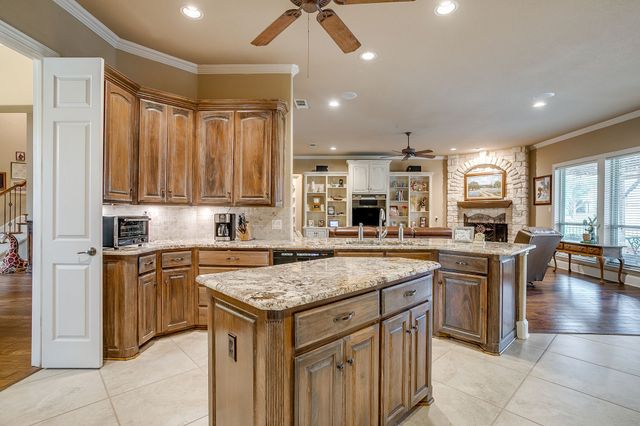 4928 Lakewood Drive, Colleyville, TX 76034