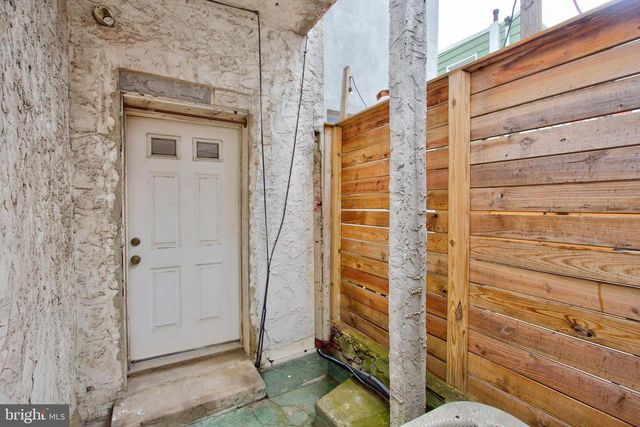 529 E WILDEY ST, Philadelphia, PA 19125