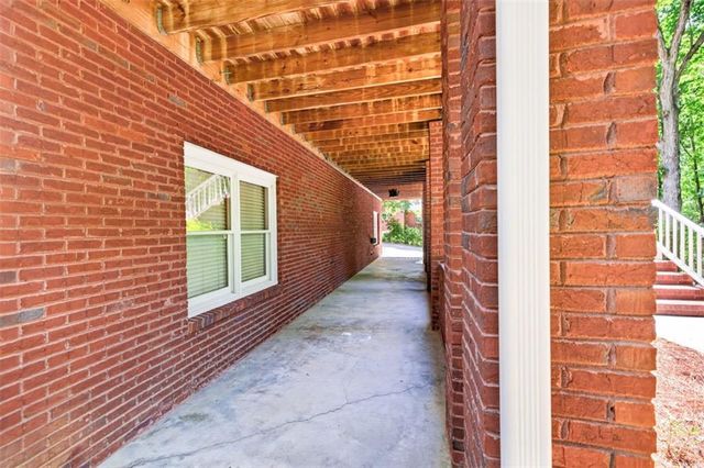 667 Wellington Drive, Winder, GA 30680