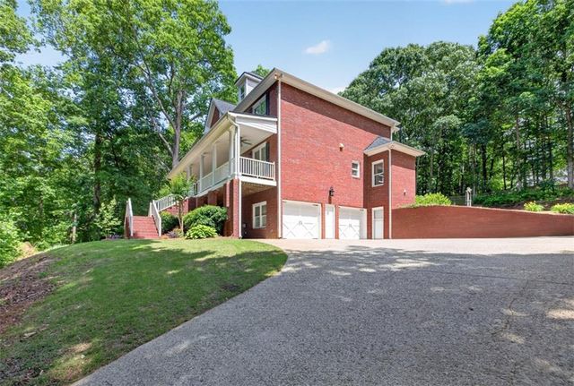 667 Wellington Drive, Winder, GA 30680