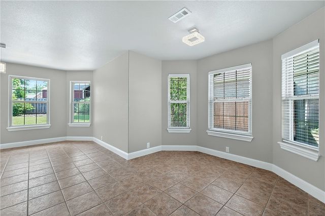 406 NW Saddlebrook Drive, Bentonville, AR 72712