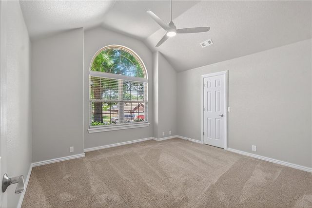 406 NW Saddlebrook Drive, Bentonville, AR 72712