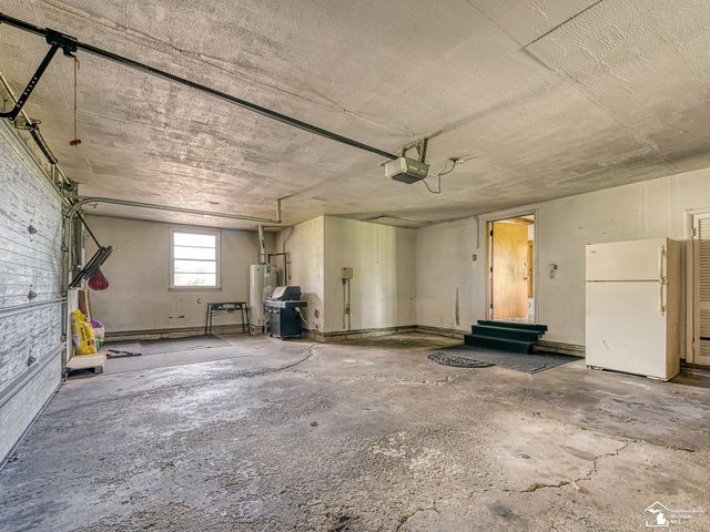 14359 S Dixie Highway, Monroe, MI 48161