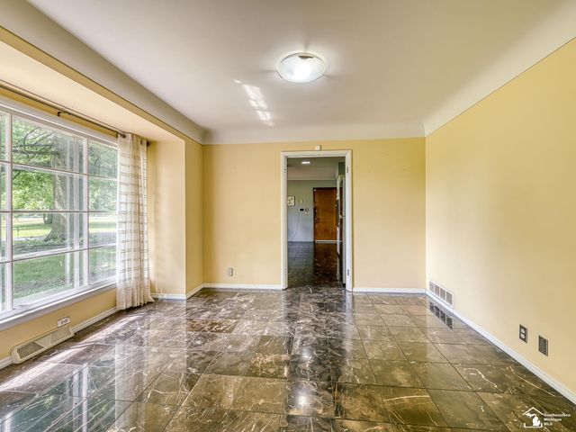 14359 S Dixie Highway, Monroe, MI 48161