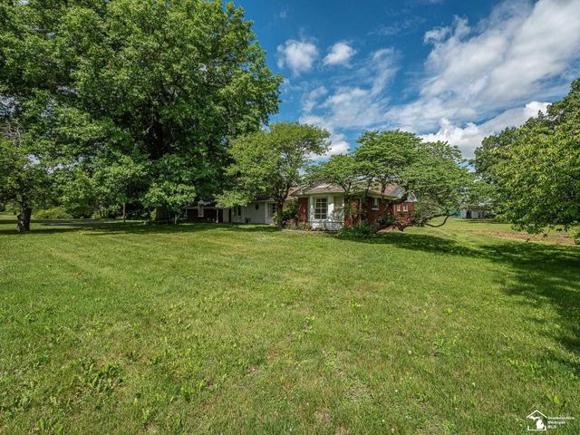 14359 S Dixie Highway, Monroe, MI 48161