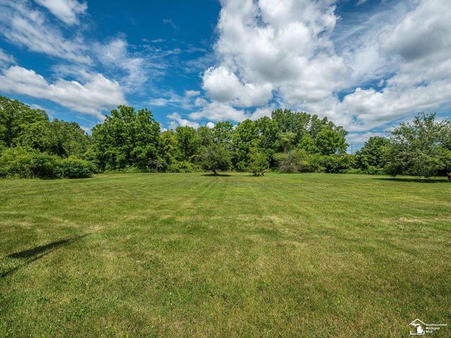 14359 S Dixie Highway, Monroe, MI 48161