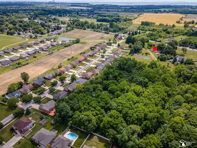 14359 S Dixie Highway, Monroe, MI 48161