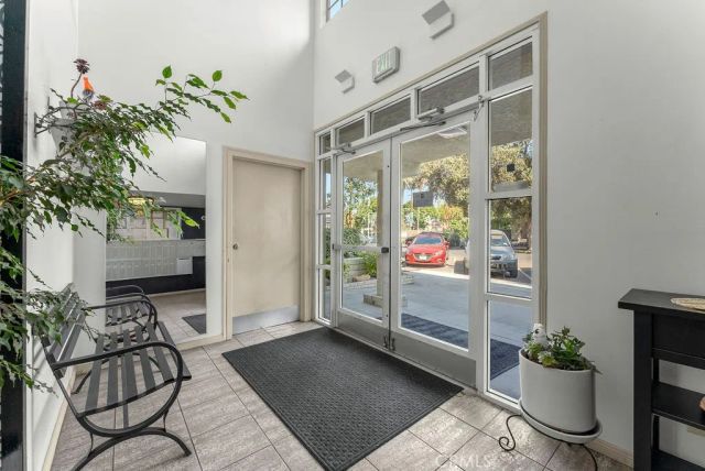 645 Chestnut Avenue 305, Long Beach, CA 90802