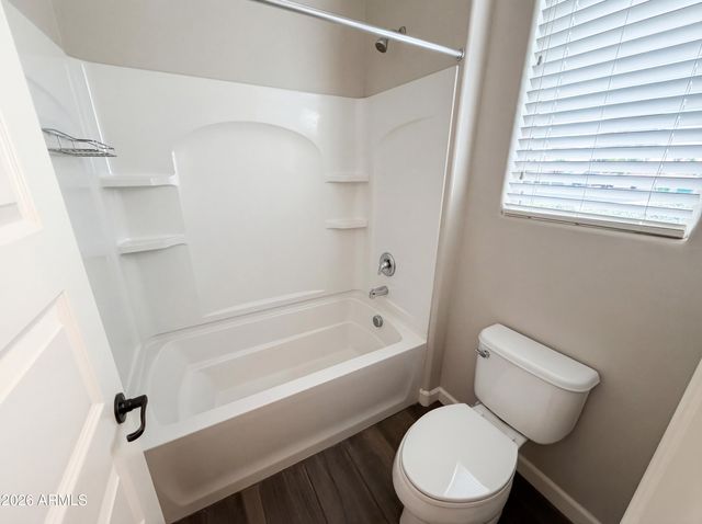 13724 W HARVEST Avenue, Litchfield Park, AZ 85340