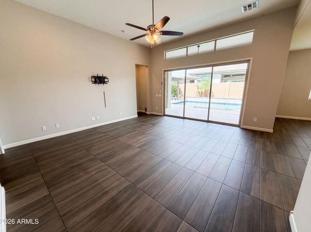 13724 W HARVEST Avenue, Litchfield Park, AZ 85340