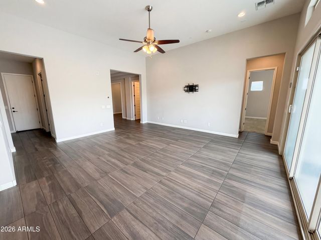 13724 W HARVEST Avenue, Litchfield Park, AZ 85340