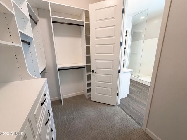 13724 W HARVEST Avenue, Litchfield Park, AZ 85340