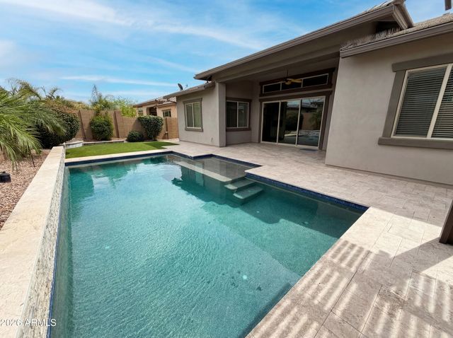 13724 W HARVEST Avenue, Litchfield Park, AZ 85340