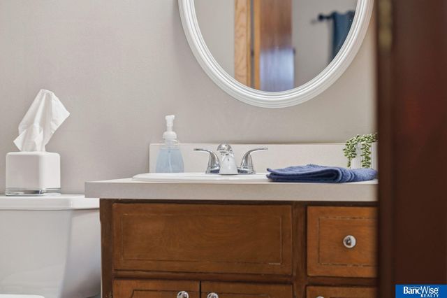 5115 S 52 Street, Lincoln, NE 68516