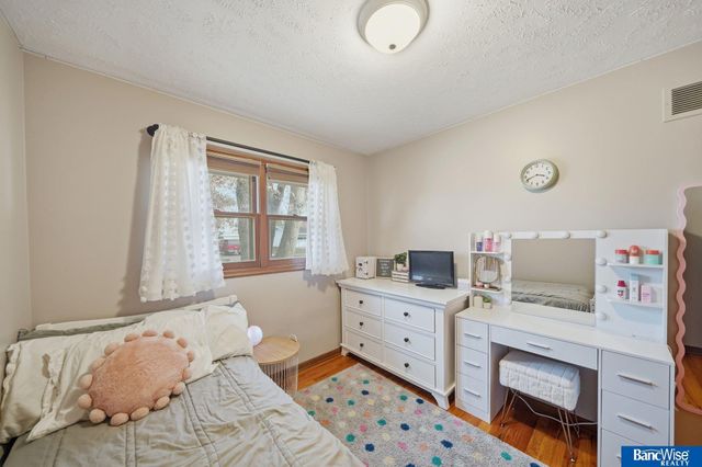 5115 S 52 Street, Lincoln, NE 68516