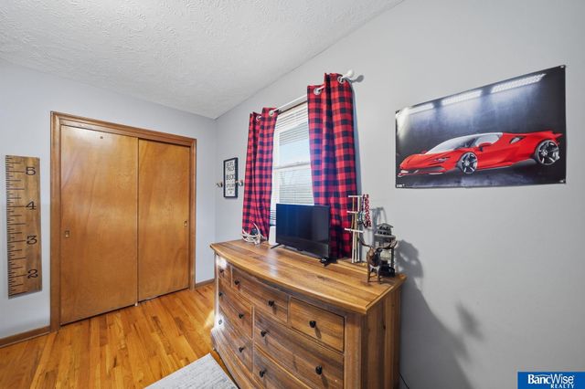 5115 S 52 Street, Lincoln, NE 68516