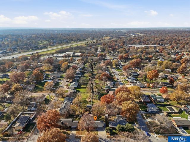 5115 S 52 Street, Lincoln, NE 68516